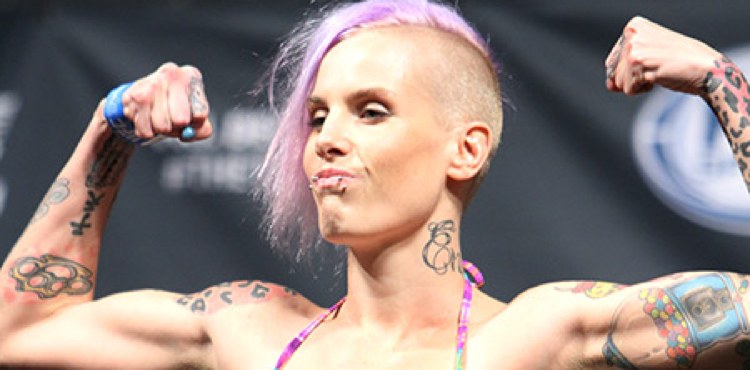 Bec Rawlings issues statement after missing weight cut. 